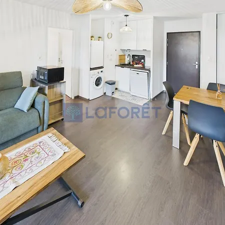 A Ajaccio T2 Climatise Avec Wifi Et Parking Apartment Ajaccio (Corsica)