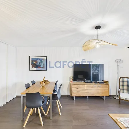 A Ajaccio T2 Climatise Avec Wifi Et Parking Apartment